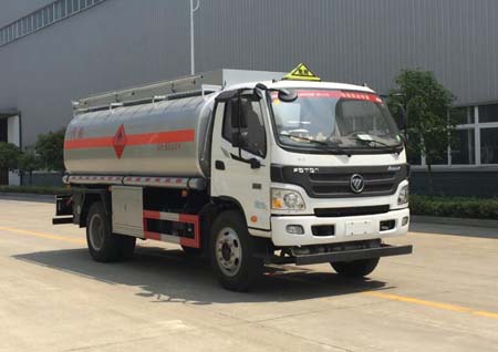 專威牌HTW5129GJYBQ型福田歐馬可加油車